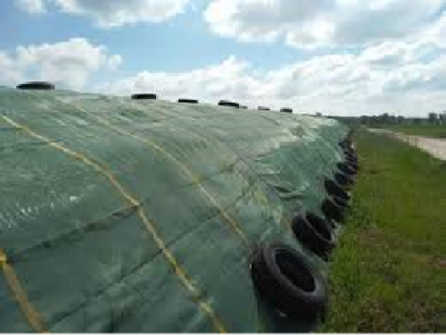 Protective mesh for piles 8x12m / SILOS / silage sleeves (roll)